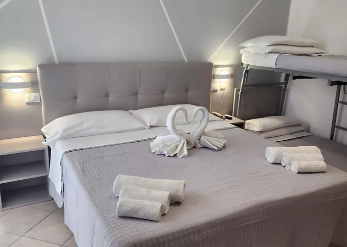 Otel Liu 3*